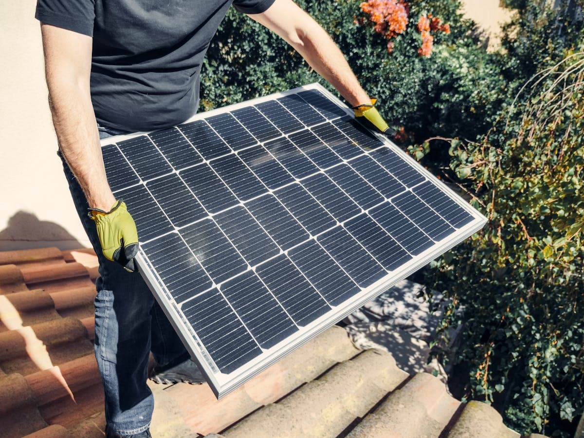 Pulizia professionale pannelli solari fotovoltaici